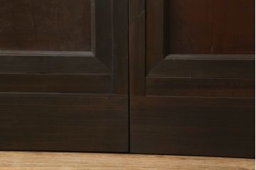 昭和中期の格子戸をリペア&カスタム!リサイズし、ガラス部分はすりガラスに変更。障子はプラスチック障子に張替え。チェスナット系に着色仕上げ。(障子戸、ガラス帯戸、引き戸、建具)