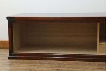 志太民芸家具のローボードをリペア&カスタム!元の色味を活かしつつ1トーン落ち着いた色に着色仕上げ。(サイドボード、和箪笥、収納箪笥、整理タンス、テレビ台、テレビボード、引き出し)