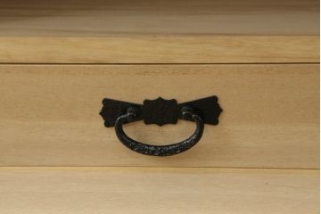 志太民芸家具のローボードをリペア&カスタム!元の色味を活かしつつ1トーン落ち着いた色に着色仕上げ。(サイドボード、和箪笥、収納箪笥、整理タンス、テレビ台、テレビボード、引き出し)