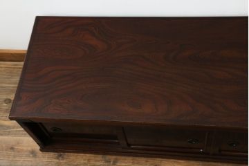志太民芸家具のローボードをリペア&カスタム!元の色味を活かしつつ1トーン落ち着いた色に着色仕上げ。(サイドボード、和箪笥、収納箪笥、整理タンス、テレビ台、テレビボード、引き出し)
