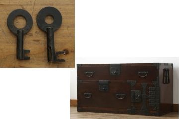 明治時代のローボードをリペア&カスタム!高品質リペアを施し、新たに鍵を製作。(時代箪笥、和タンス、引き出し、衣装箪笥、ローチェスト)