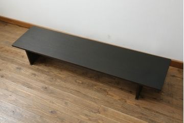 昭和中期の裁ち板をリペア&カスタム!濃い茶色で着色仕上げ。(ローテーブル、作業台、飾り台、陳列台)