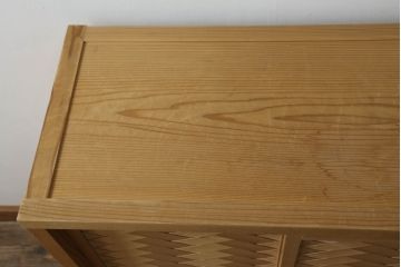 置き水屋の見た目を変えずに綺麗にリペア!水受けにステンレス製のバットを設置。(置水屋、茶水屋、戸棚、茶棚、収納棚、網代引戸)