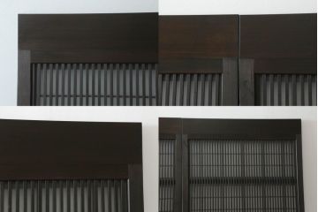 格子戸3枚をリペア&カスタム!高さと幅をリサイズし、ウォーターガラスに交換。引手金具、戸車を取り付け、現状の色味を活かした着色仕上げ。合わせて戸枠も製作。(ガラス帯戸、引き戸、建具)