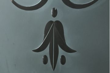 ペイントドアをリペア&カスタム!設置場所に合わせて仕様を変更し、戸枠を新たに製作。表面は茶色・裏面は白でペイント仕上げ。エッチングガラス、彫刻ガラス、切子ガラス、英国、玄関ドア、玄関扉、建具)