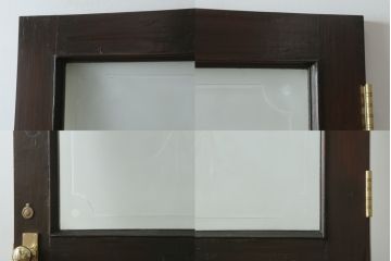 ペイントドアをリペア&カスタム!設置場所に合わせて仕様を変更し、戸枠を新たに製作。表面は茶色・裏面は白でペイント仕上げ。エッチングガラス、彫刻ガラス、切子ガラス、英国、玄関ドア、玄関扉、建具)