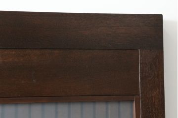 明治時代の蔵戸をリペア&カスタム!リサイズし、裏面の手掛け引手を加工。すりガラス・丁番・ドアダンパーの取り付け。現状の色味を活かした仕上げ。(玄関戸、玄関ドア、建具)