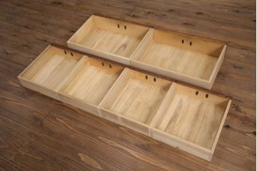 茶棚をリペア&カスタム!高品質リペアを施し、ガラス部分をモールガラスに変更。ワックスで仕上げ。(食器棚、茶箪笥、収納棚、戸棚)