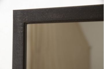 スタンドミラーをリペア&カスタム!高品質リペアを施し、工業用キャスターを取り付け。(姿見、鏡、店舗什器)