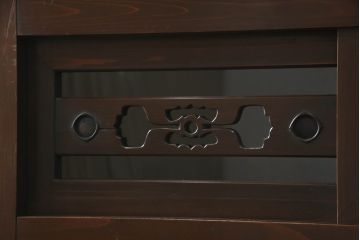 水屋箪笥をリペア&カスタム!下段に棚板を製作し追加。網部分をクリアガラスに変更。1トーン落ち着いた色味に着色仕上げ。(キャビネット、食器棚、収納棚、戸棚)