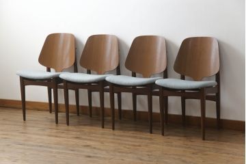 ダイニングチェアをリペア&カスタム!座面の生地を張替え、背もたれは木製に変更。1トーン落ち着いた色味に着色仕上げ。(椅子、イス、イギリス、英国)