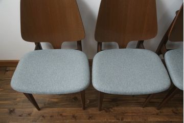 ダイニングチェアをリペア&カスタム!座面の生地を張替え、背もたれは木製に変更。1トーン落ち着いた色味に着色仕上げ。(椅子、イス、イギリス、英国)