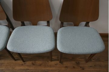 ダイニングチェアをリペア&カスタム!座面の生地を張替え、背もたれは木製に変更。1トーン落ち着いた色味に着色仕上げ。(椅子、イス、イギリス、英国)