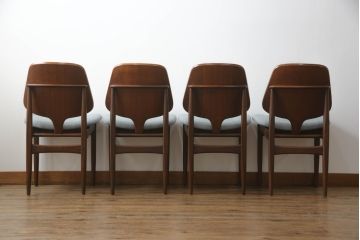 ダイニングチェアをリペア&カスタム!座面の生地を張替え、背もたれは木製に変更。1トーン落ち着いた色味に着色仕上げ。(椅子、イス、イギリス、英国)