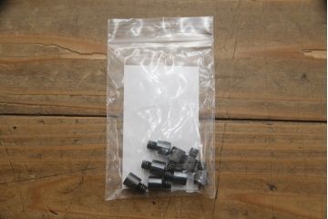 食器棚をリペア&カスタム!上段左右の棚に新たに棚板を製作し、現状の色味をベースに着色仕上げ。(収納棚、戸棚、飾り棚、カップボード、キャビネット)