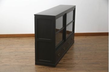収納棚をリペア&カスタム!新たに可動式の棚板を製作。マットブラックでペイント仕上げ。(戸棚、サイドボード、サイドキャビネット、引き出し)