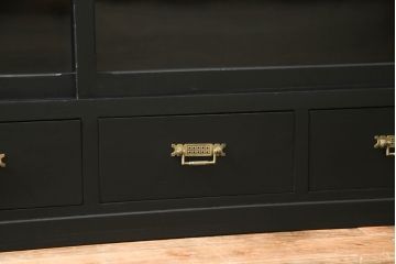 収納棚をリペア&カスタム!新たに可動式の棚板を製作。マットブラックでペイント仕上げ。(戸棚、サイドボード、サイドキャビネット、引き出し)
