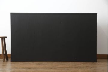 収納棚をリペア&カスタム!新たに可動式の棚板を製作。マットブラックでペイント仕上げ。(戸棚、サイドボード、サイドキャビネット、引き出し)