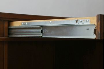 ドレクセルヘリテイジの両袖机をリペア&カスタム!4パーツに分割できるよう加工し、1トーン落ち着いた色味に着色仕上げ。(プレジデントデスク、ニーホールデスク、ワークデスク、オフィスデスク、在宅用、在宅ワーク用)