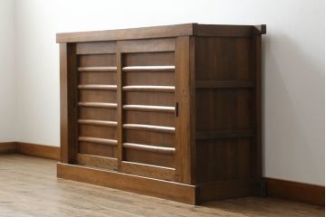 サイドボードをリペア&カスタム!天板を張替え、可動式の棚板を新たに製作。明るめの茶色で着色仕上げ。(収納棚、サイドキャビネット、ローボード、戸棚、食器棚)
