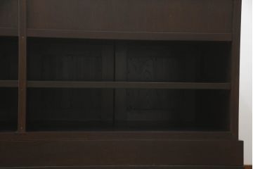カウンターサイドボードをリペア&カスタム!両面から使用できるよう背面を加工。取り外し可能な台輪を新規製作。現状の色味をベースに1トーン落ち着いた色味に着色仕上げ。(カウンターテーブル、サイドキャビネット、収納棚、戸棚、引き出し、ヴィンテージ)