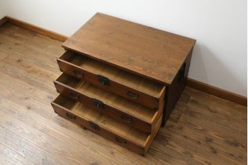 関東衣装箪笥をリペア&カスタム!金具の突起部分は取り外し、天板を新たに製作。(テレビ台、テレビボード、ローチェスト、収納たんす、時代箪笥、引き出し)