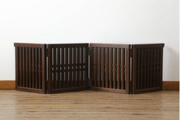 帳場格子をリペア&カスタム!中央部を切断し、3つ折りから4つ折りへ加工。1トーン落ち着いた色味に着色仕上げ。(パーテーション、衝立て、つい立て)