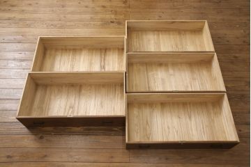 総桐箪笥をリペア&カスタム!高品質リペアを施し、濃い茶系で着色仕上げ。(桐たんす、総桐たんす、時代箪笥、衣装タンス、チェスト、引き出し、和箪笥)