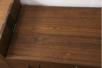 総桐箪笥をリペア&カスタム!高品質リペアを施し、濃い茶系で着色仕上げ。(桐たんす、総桐たんす、時代箪笥、衣装タンス、チェスト、引き出し、和箪笥)