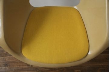 ラウンジチェアをリペア&カスタム!高品質リペアを施し、座面の生地を張替え。(イージーチェア、1人掛けソファ、椅子)