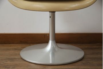 ラウンジチェアをリペア&カスタム!高品質リペアを施し、座面の生地を張替え。(イージーチェア、1人掛けソファ、椅子)