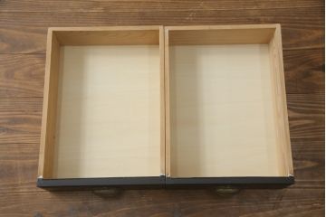 ケビントガラスケースをリペア&カスタム!鍵を製作し、本体をマットブラックでペイント仕上げ。(ショーケース、デンタルケース、デンタルキャビネット、陳列棚、飾り棚、収納棚、戸棚、店舗什器)