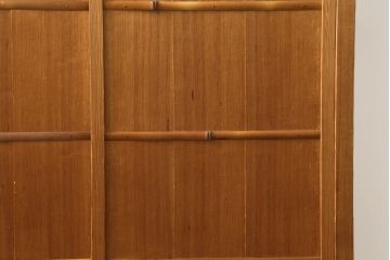 置き水屋の見た目を変えずに綺麗にリペア!着色やワックスは行わず、無垢の色合いのまま仕上げ。(置水屋、茶水屋、戸棚、茶棚、収納棚)