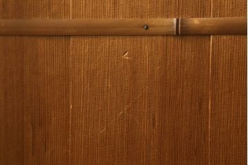 置き水屋の見た目を変えずに綺麗にリペア!着色やワックスは行わず、無垢の色合いのまま仕上げ。(置水屋、茶水屋、戸棚、茶棚、収納棚)