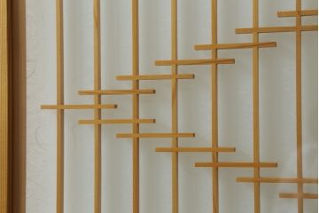 組子入りガラス帯戸をリペア&カスタム!設置場所に合わせて高さをリサイズ。(帯戸、引き戸、ガラス戸、建具)