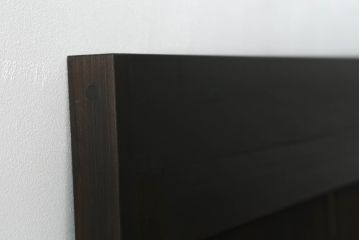 大正期の扉をリペア&カスタム!設置場所に合わせてリサイズ。マグネット式ラッチ金具を取り付け。濃い茶色で着色し仕上げ。(ドア、ガラスドア、片開きドア、木製ドア)