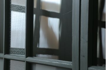 ガラス戸をリペア&カスタム!上部のガラスをアンティークゆらゆらガラスに交換。(引き戸、建具)