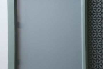 ガラス戸をリペア&カスタム!上部のガラスをアンティークゆらゆらガラスに交換。(引き戸、建具)