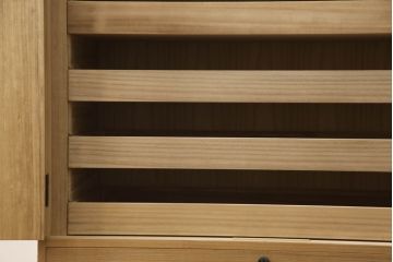 総桐箪笥の見た目を変えずに綺麗にリペア!高品質リペアを施し、木地色仕上げ。(並厚、総桐たんす、着物箪笥、和タンス、衣装箪笥、引き出し)