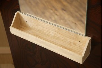 岩谷堂箪笥のワードローブをリペア&カスタム!棚板を取り外し、内部がひとつの空間になるよう加工。現状の色味をベースに傷消し仕上げ。(洋服タンス、収納棚)