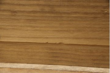桐箪笥をリペア&カスタム!高品質リペアを施し、ガラス天板を取り付け。木地色仕上げ。(引き出し、収納箪笥、衣装箪笥、桐箪笥)