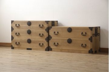 桐箪笥をリペア&カスタム!高品質リペアを施し、ガラス天板を取り付け。木地色仕上げ。(引き出し、収納箪笥、衣装箪笥、桐箪笥)