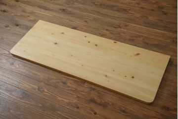 総桐箪笥をリペア&カスタム!上段右側の棚板を取り外し、畳に跡がつくのを軽減させるための下敷き板を新規製作。砥の粉を落としクリアワックスで仕上げ。(胴丸、和タンス、桐たんす、収納箪笥、衣装タンス)