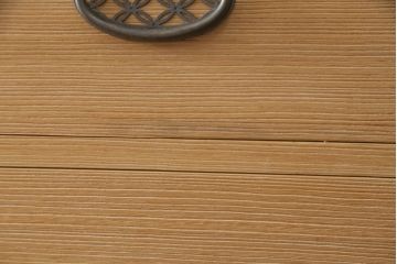 加茂総桐箪笥の見た目を変えずに綺麗にリペア!全体をクリーニング後、元の色を活かし蜜蝋クリアワックスにて仕上げ。(総桐たんす、衣装箪笥、整理タンス、胴厚)