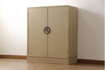 加茂桐箪笥の見た目を変えずに綺麗にリペア!砥の粉は落とさず、汚れやシミのみ綺麗になるよう仕上げ。(胴厚、桐たんす、着物箪笥、和タンス)
