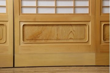 裏障子付き格子戸4枚をリペア&カスタム!高さと幅をリサイズし、V字戸車を取り付け。障子を張り替え、中央部分のガラスを変わり花菱ガラスに交換し、色味は本体に合わせて着色。(建具、引き戸、ガラス帯戸、障子戸)