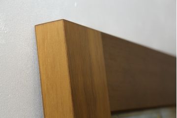 ステンドグラスをリペア&カスタム!当店のステンドグラスを使用し、ご希望のサイズ・色味にてドアを製作。(扉、建具)